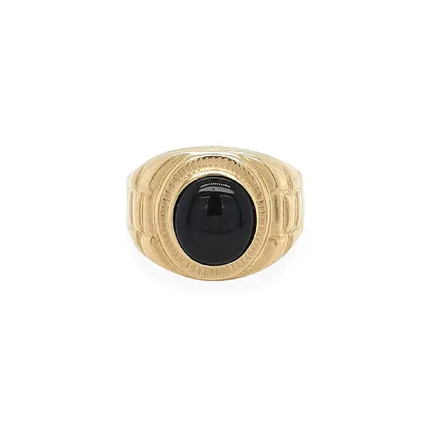 Nhẫn vàng đính đá onyx