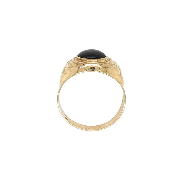 Nhẫn vàng đính đá onyx