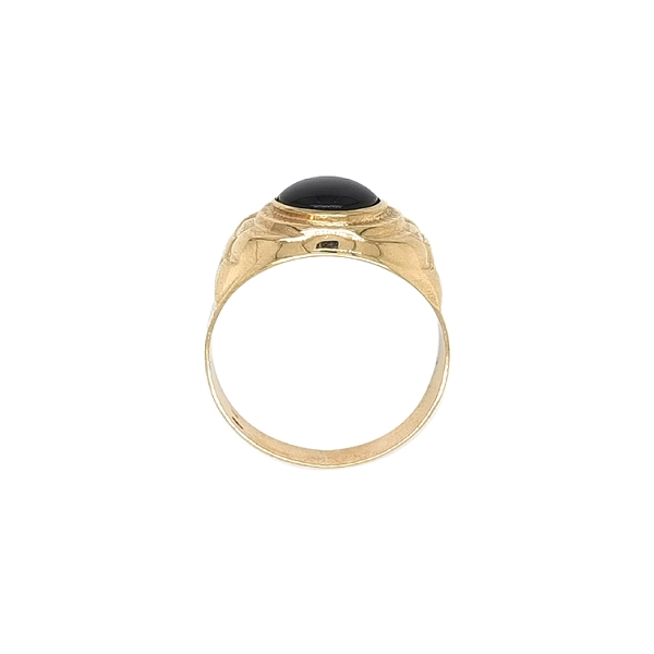 Nhẫn vàng đính đá onyx