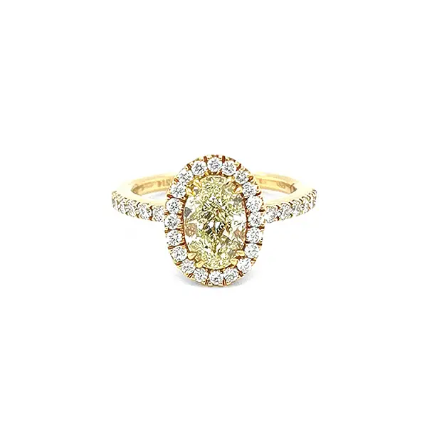 Nhẫn đính hôn bằng vàng với kim cương vàng kiểu fancy