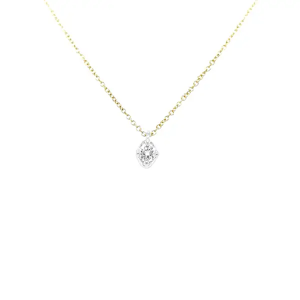 Mặt dây chuyền vàng đính kim cương