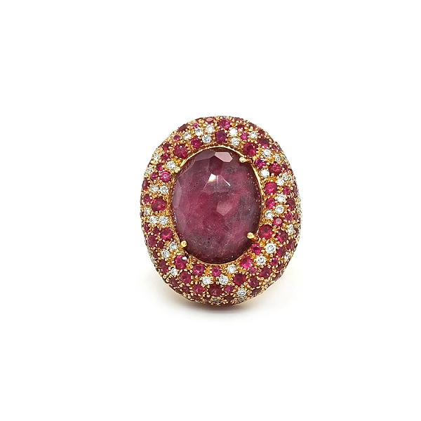 Nhẫn vàng đính ruby và kim cương