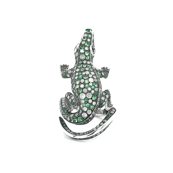 Nhẫn vàng đính ngọc lục bảo và kim cương