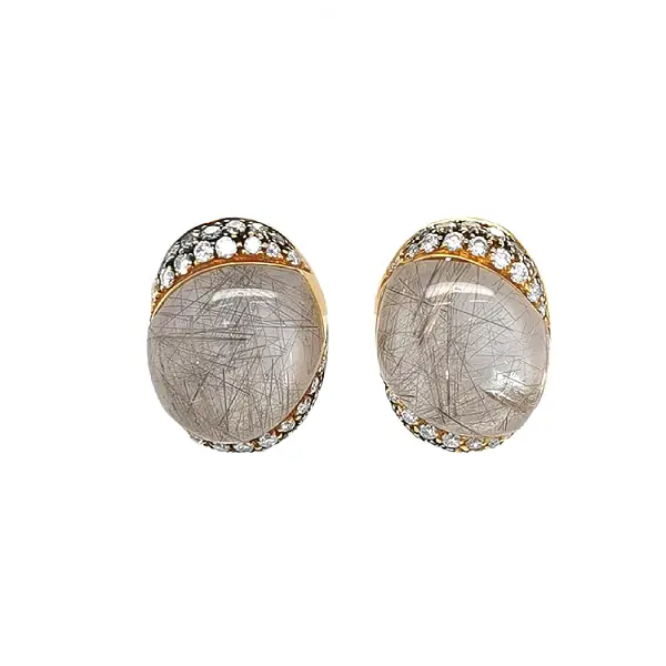 Vòng tai vàng với họa tiết tóc Venus và kim cương