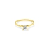 Nhẫn đính hôn bằng vàng với đá zircon