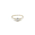 Nhẫn đính hôn bằng vàng với đá zircon
