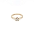 Nhẫn đính hôn bằng vàng với đá zircon