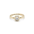 Nhẫn đính hôn bằng vàng với đá zircon