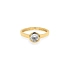 Nhẫn đính hôn bằng vàng với đá zircon