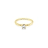 Nhẫn đính hôn bằng vàng với đá zircon
