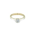 Nhẫn đính hôn bằng vàng với đá zircon