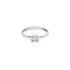 Nhẫn đính hôn bằng vàng với đá zircon