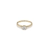 Nhẫn đính hôn bằng vàng với đá zircon