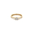 Nhẫn đính hôn bằng vàng với đá zircon