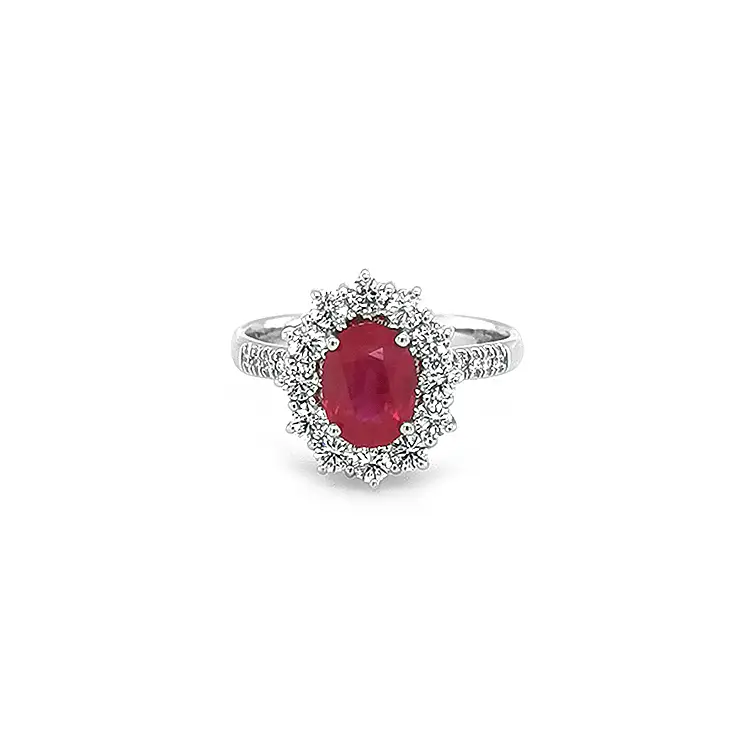 Nhẫn vàng đính ruby và kim cương