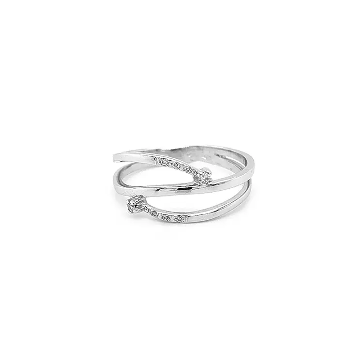 Nhẫn vàng đính kim cương