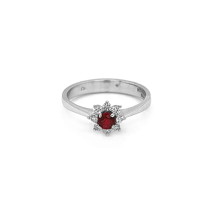 Nhẫn vàng đính ruby và kim cương