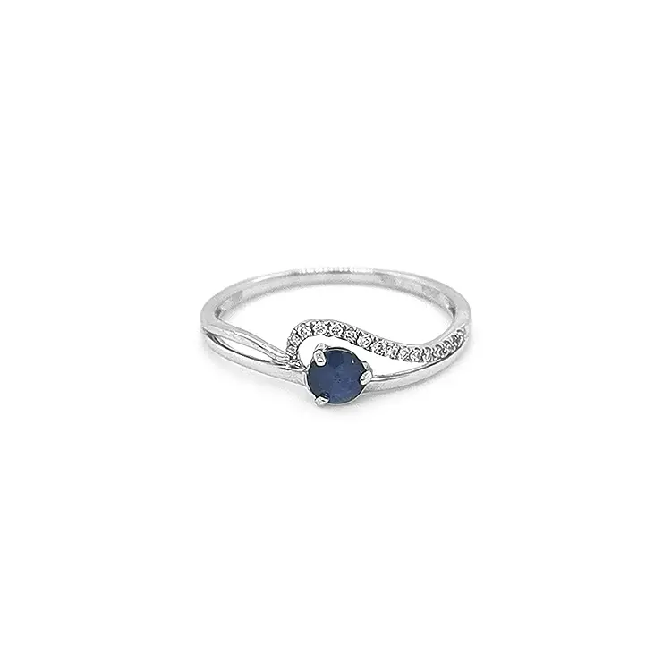 Nhẫn vàng đính sapphire và kim cương