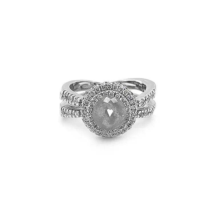 Nhẫn vàng đính kim cương xám và trắng