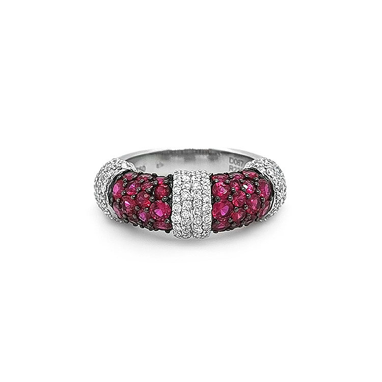 Nhẫn vàng đính ruby và kim cương