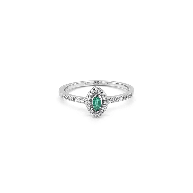 Nhẫn ngọc lục bảo với kim cương vàng trắng
