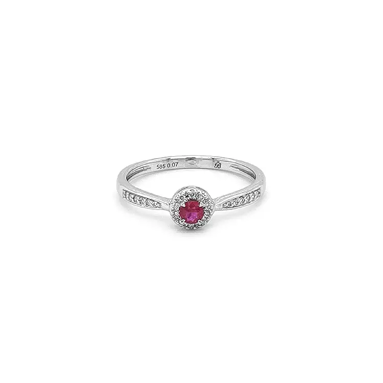 Nhẫn ruby với kim cương trắng vàng