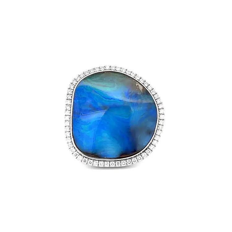 Nhẫn kim cương với đá opal tự nhiên