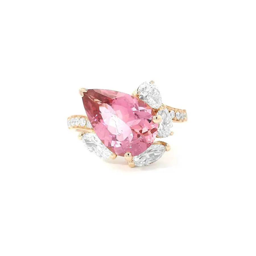 Nhẫn hình giọt nước với đá tourmaline hồng và kim cương lấp lánh