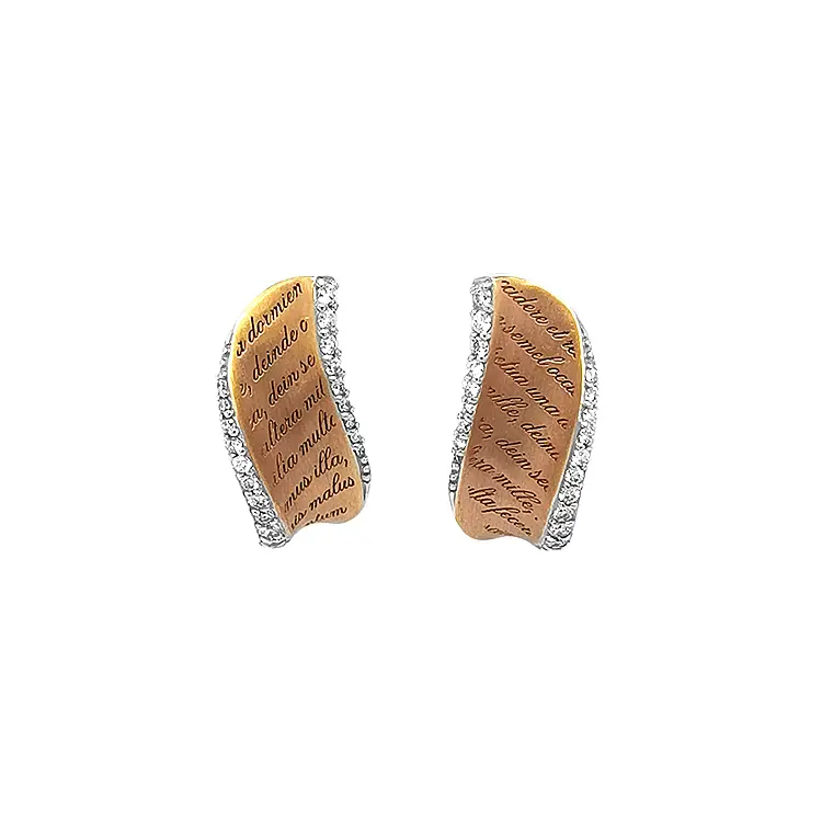 Vòng tai vàng đính kim cương