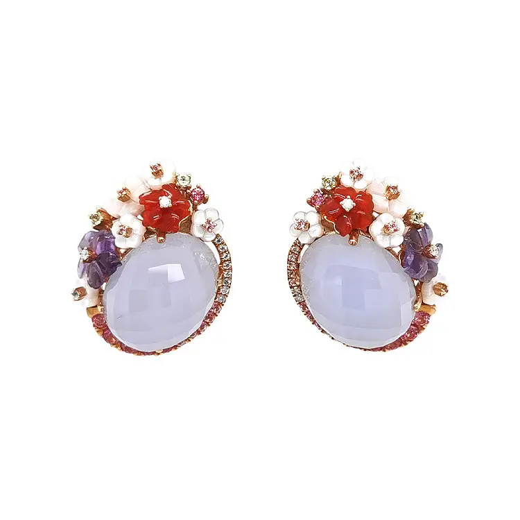 Vòng tai vàng với đá bán quý và kim cương