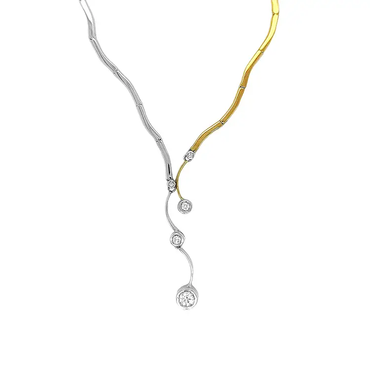 Vòng cổ vàng đính kim cương