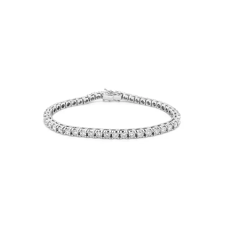 Vòng tay vàng đính kim cương