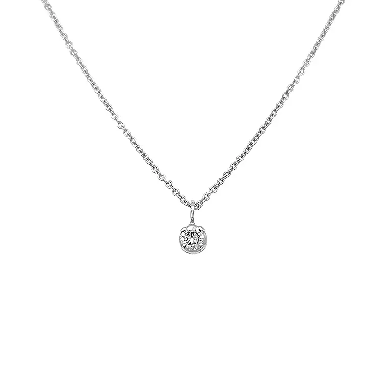 Mặt dây chuyền vàng đính kim cương