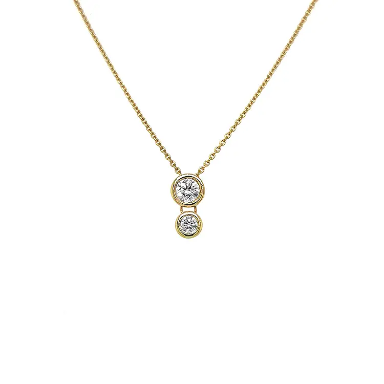 Mặt dây chuyền vàng đính kim cương