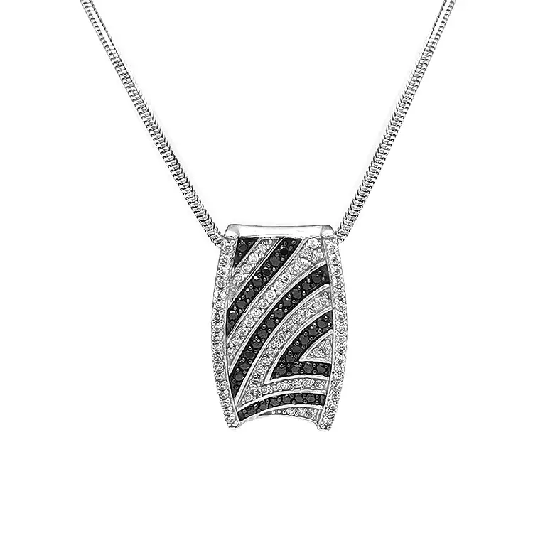 Mặt dây chuyền vàng đính kim cương đỏ và trắng