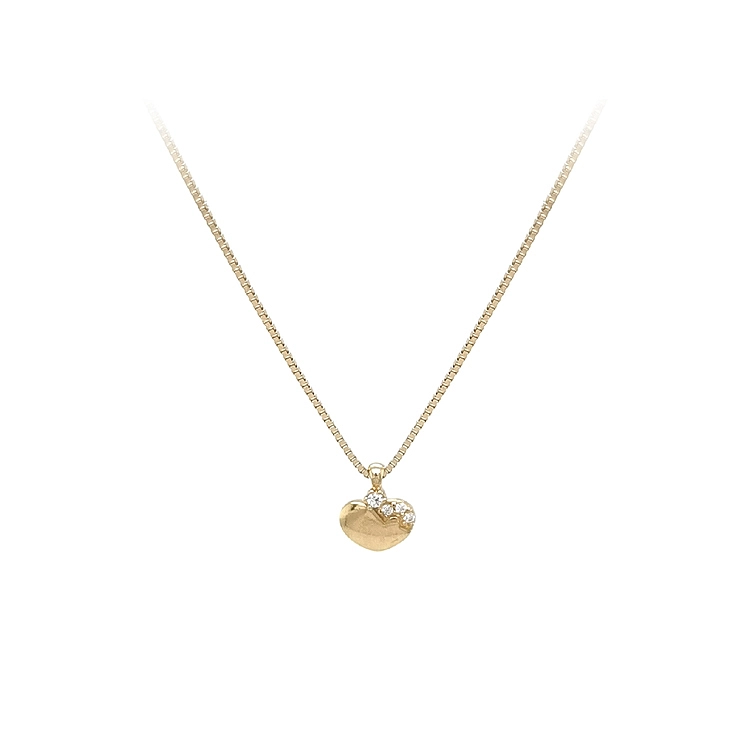 Trái tim vàng với đá zircon