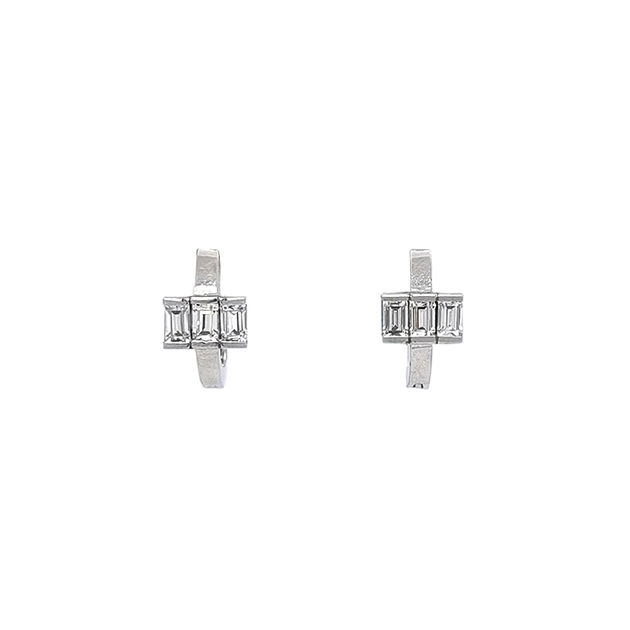 Khuyên tai bằng vàng trắng đính đá zircon trắng