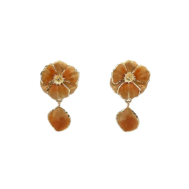 Vòng cổ và bông tai vàng đính ngọc trai