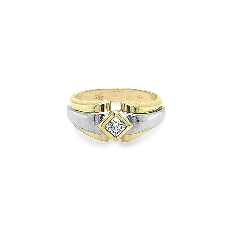 Nhẫn vàng đính zircon làm từ vàng kết hợp