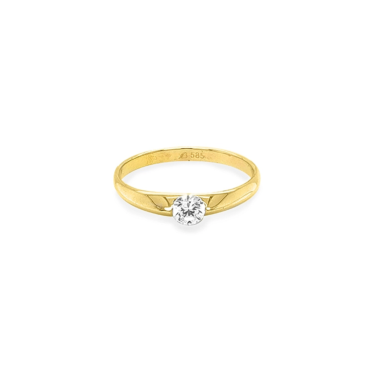 Nhẫn đính hôn bằng vàng với đá zircon