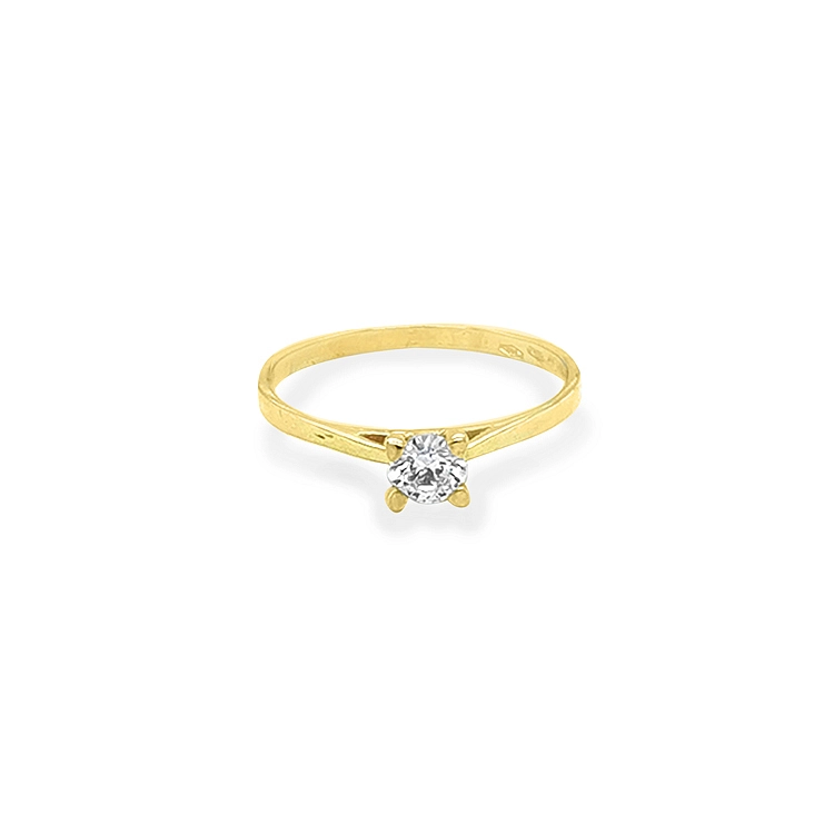 Nhẫn đính hôn bằng vàng với đá zircon