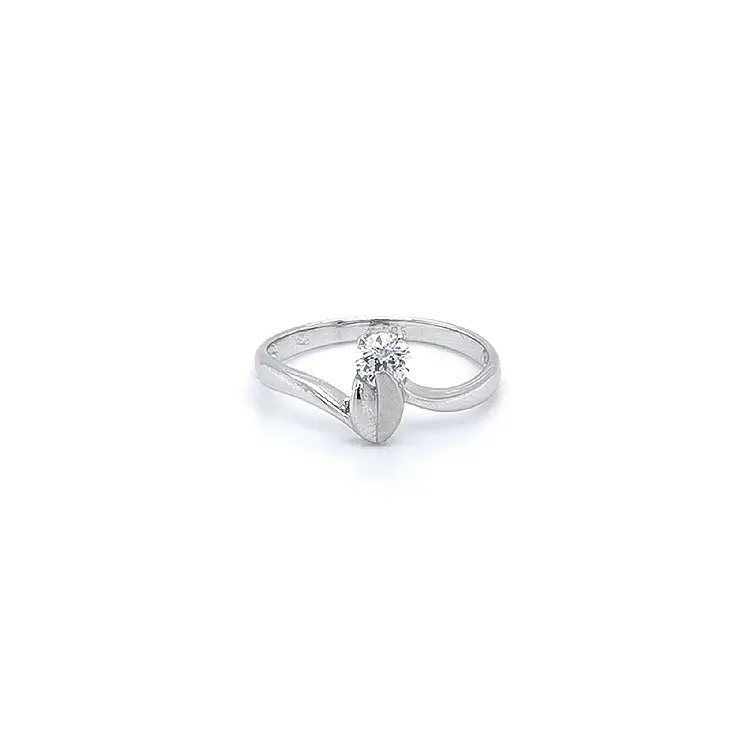 Nhẫn đính đá zircon từ vàng trắng