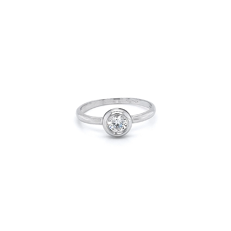 Nhẫn đính hôn bằng vàng trắng và zircon