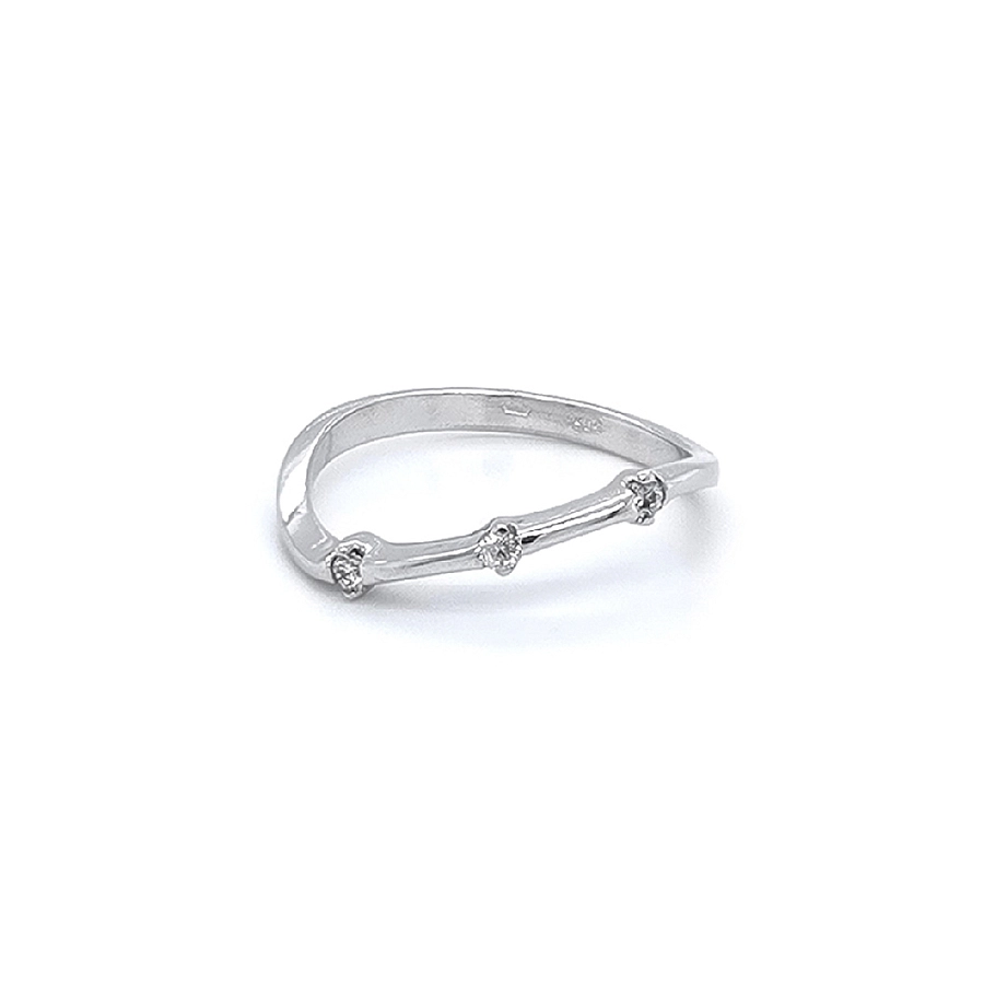 Nhẫn vàng trắng đính đá zircon