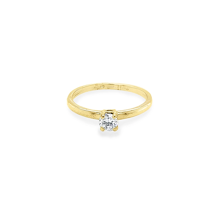 Nhẫn đính hôn bằng vàng với đá zircon