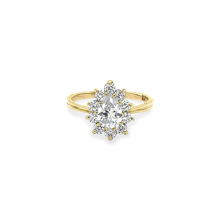 Nhẫn vàng đính đá zircon