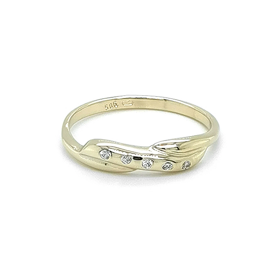 Nhẫn vàng đính đá zircon