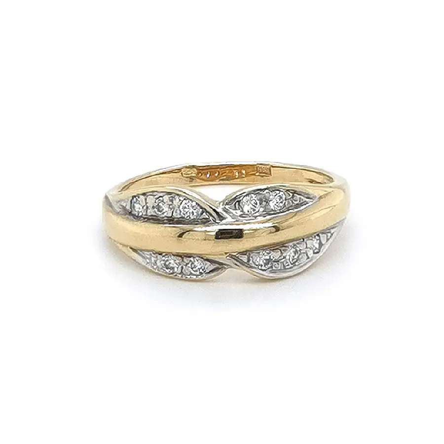 Nhẫn vàng đính đá zircon