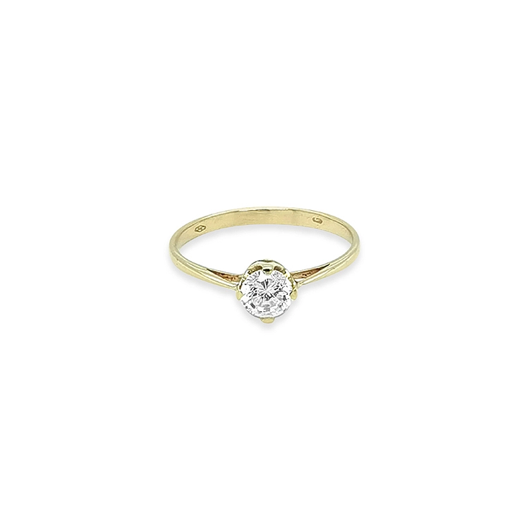 Nhẫn đính hôn bằng vàng có đá cubic zirconia