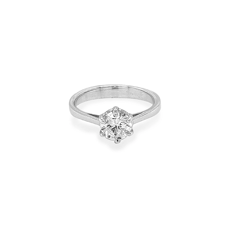 Nhẫn đính hôn bằng vàng với đá zircon